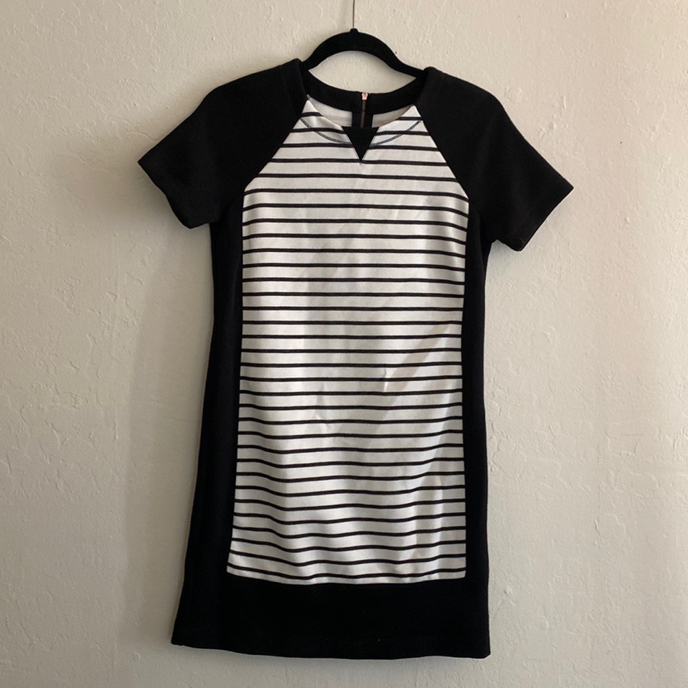DONATING 7/12 - Lou & Grey Dress